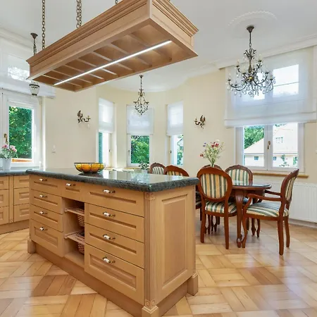 Appartement Elegancki Z Tarasem I Ogrodem W Sopocie By Rent Like *