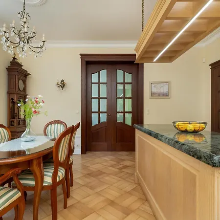 Appartamento Elegancki Z Tarasem I Ogrodem W Sopocie By Rent Like